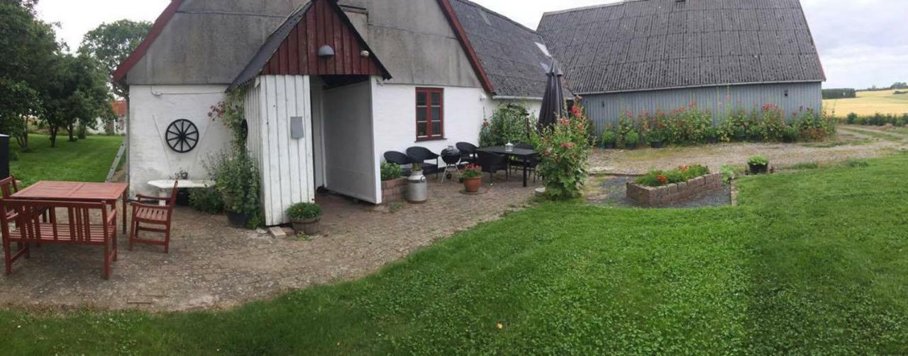 Korshojgards Bed Og Breakfast Bed & Breakfast Herlufmagle Exterior photo